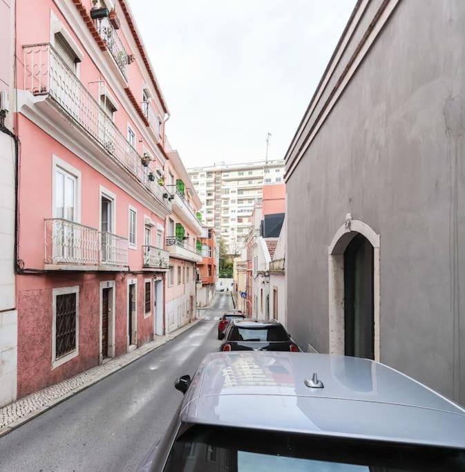 Vita Portucale ! Campo Ourique Design W/ Balcony Лиссабон Экстерьер фото