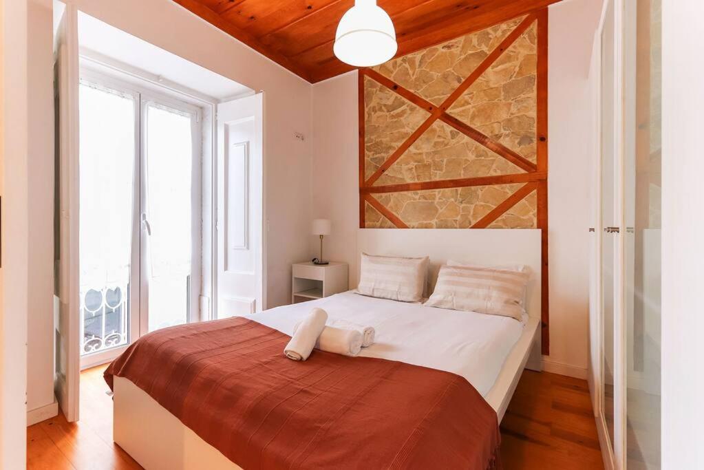 Vita Portucale ! Campo Ourique Design W/ Balcony Лиссабон Экстерьер фото